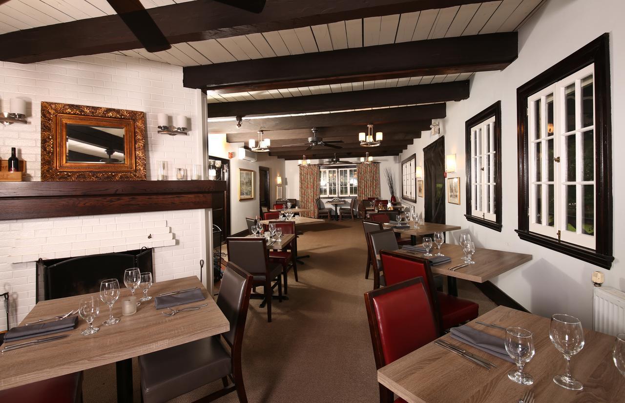 Sir Sam'S Inn & Spa (Adults Only) Haliburton Exterior photo