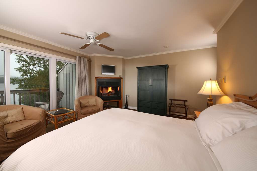 Sir Sam'S Inn & Spa (Adults Only) Haliburton Room photo
